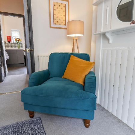 Book House Apartment Whitby Luaran gambar