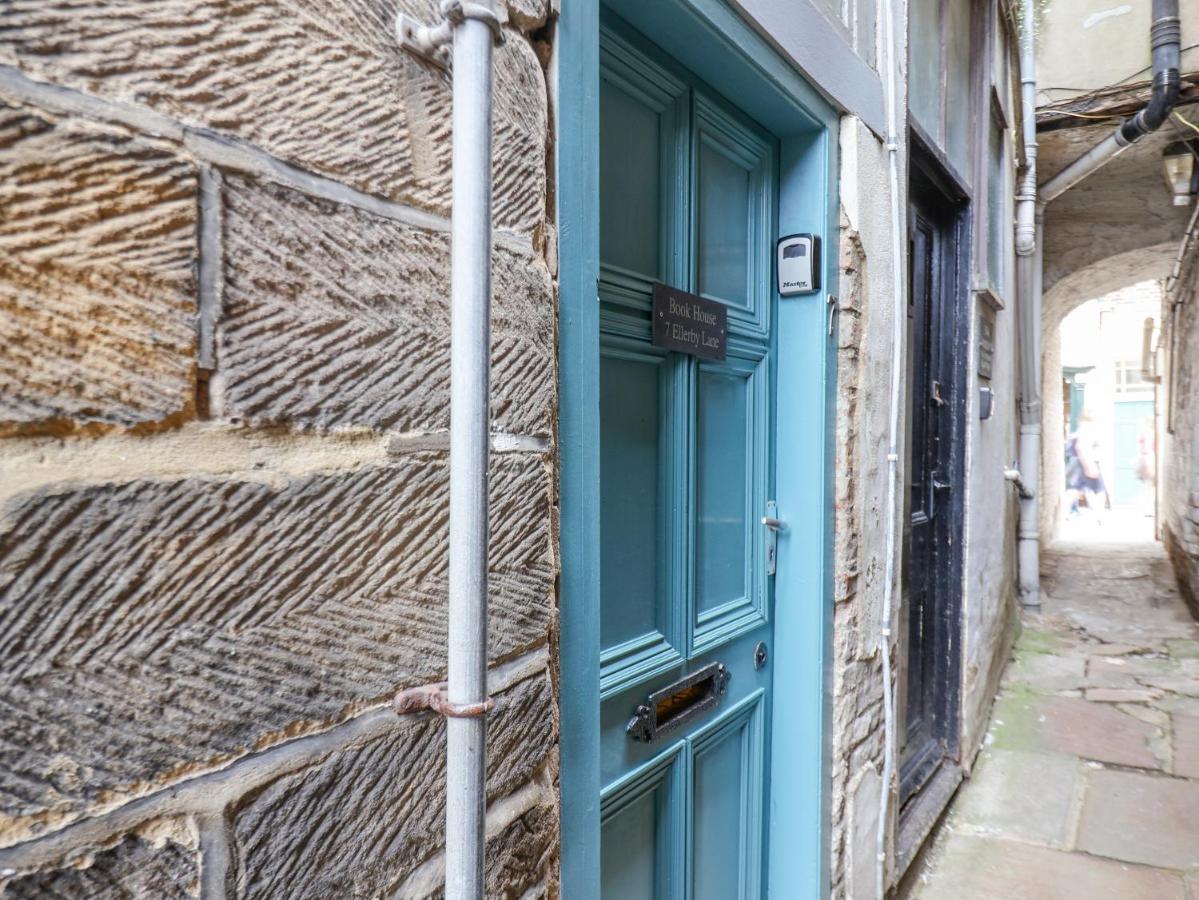 Book House Apartment Whitby Luaran gambar