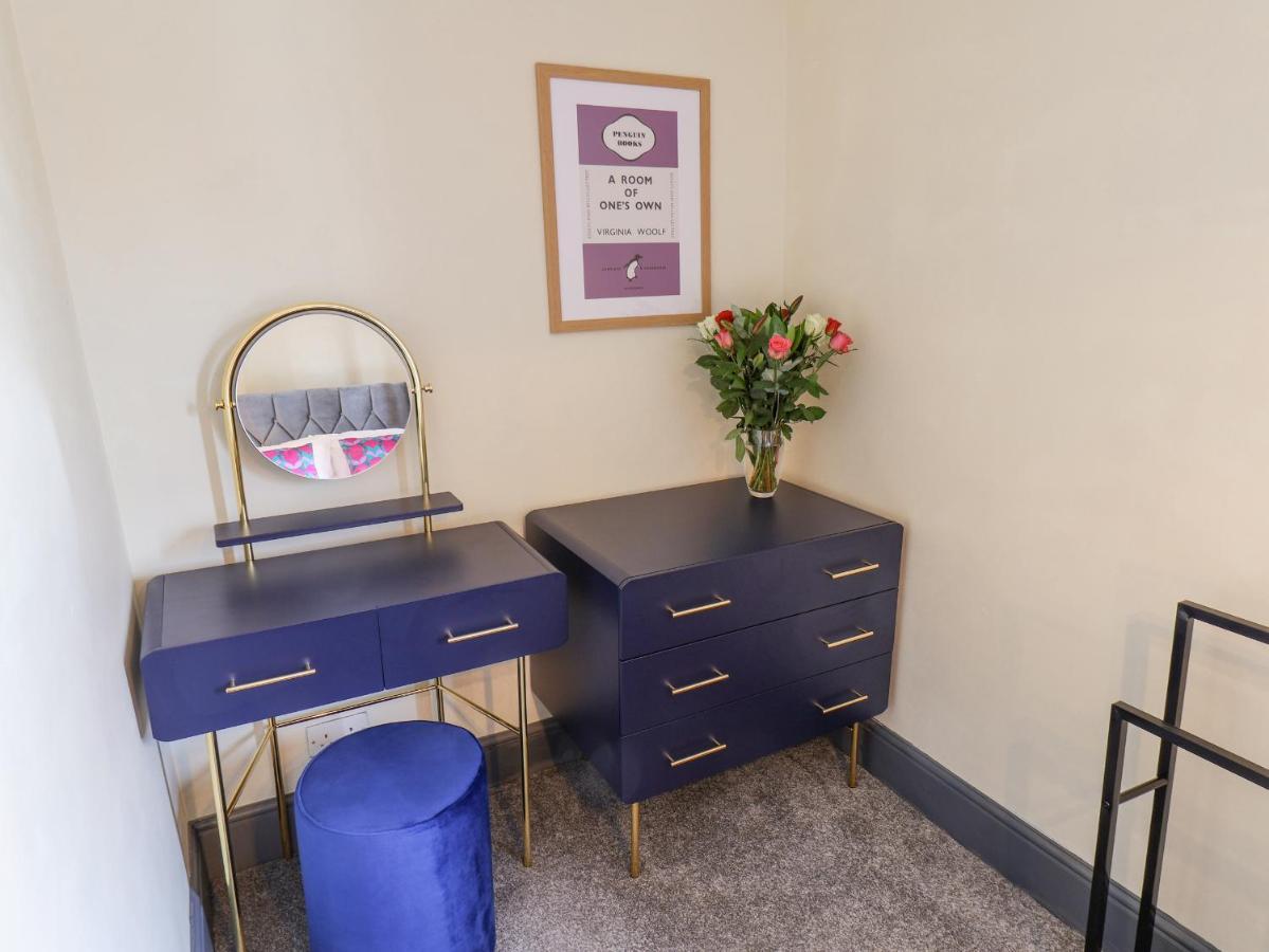 Book House Apartment Whitby Luaran gambar
